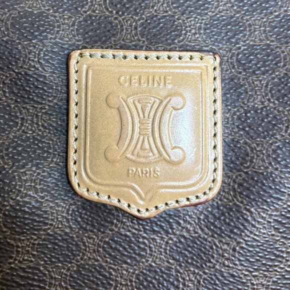 Priced to sell! 100% AUTHENTIC CELINE WEEKENDER DUFFLE BAG - Picture 2 of 9